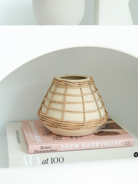 Bonnie vase